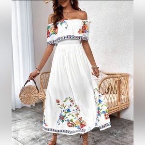 Winni Off-Shoulder Floral Embroidered High Slit Maxi Dress